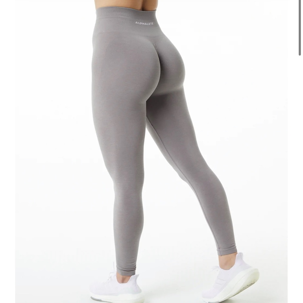 Alphalete Amplify Leggings Storm Grey Size Medium NEW